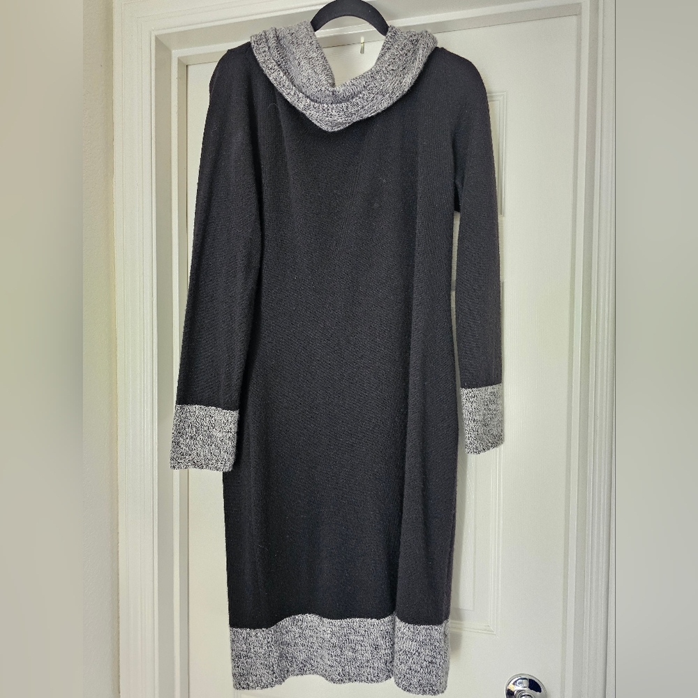 Magaschoni 100% cashmere ,Soooo soft and Luxutious, sweater dress,  size large.